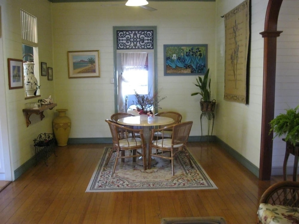 Imagen de la habitación del Hotel Classique Bed and Breakfast. Foto 10