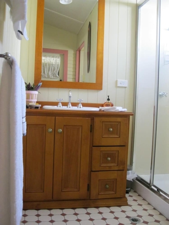 Imagen de la habitación del Hotel Classique Bed and Breakfast. Foto 14