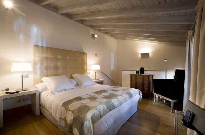 Imagen de la habitación del Hotel Claude Marbella. Foto 12