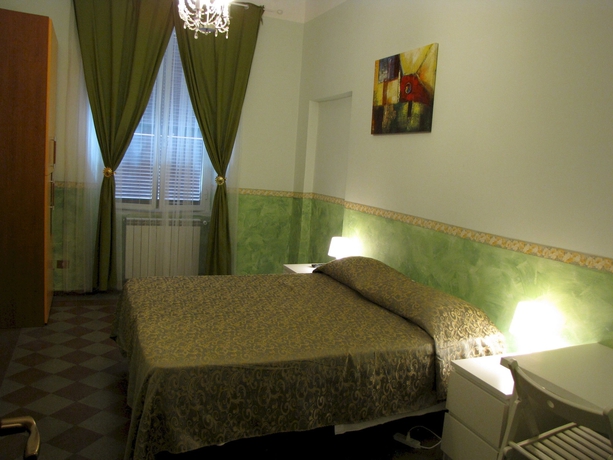Imagen de la habitación del Hotel Claudia House Roma Termini. Foto 4