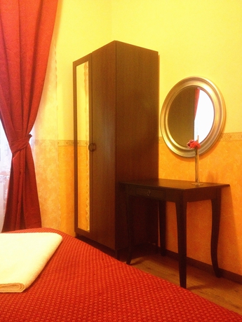Imagen de la habitación del Hotel Claudia House Roma Termini. Foto 5