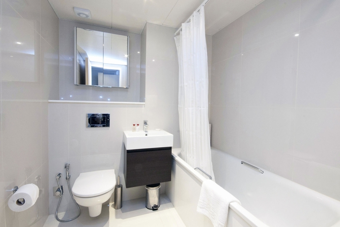 Imagen de la habitación del Hotel Claverley Court. Foto 6