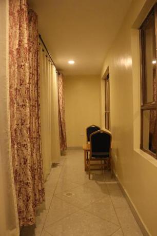 Imagen general del Hotel Clavina. Foto 8