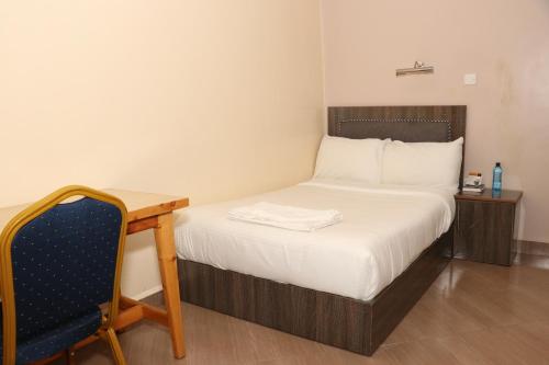 Imagen general del Hotel Clavina. Foto 14