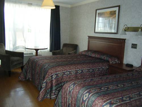 Imagen de la habitación del Hotel Claymore Inn And Suites. Foto 7