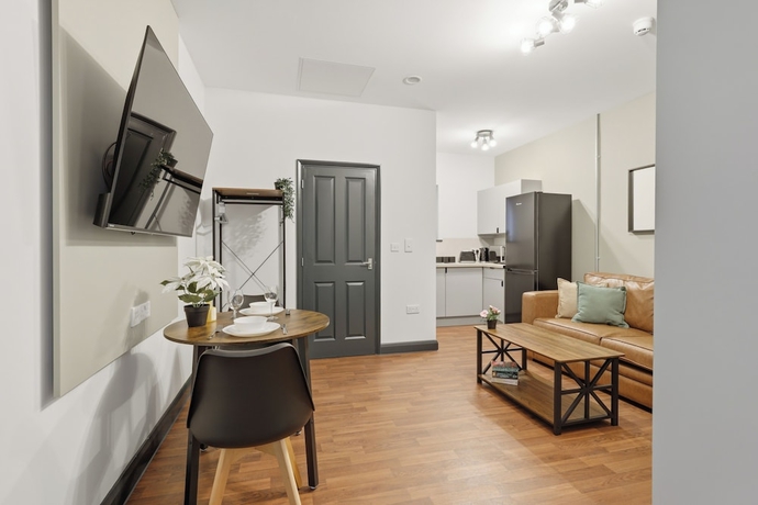 Imagen de la habitación del Hotel Clayton Apartments. Foto 8