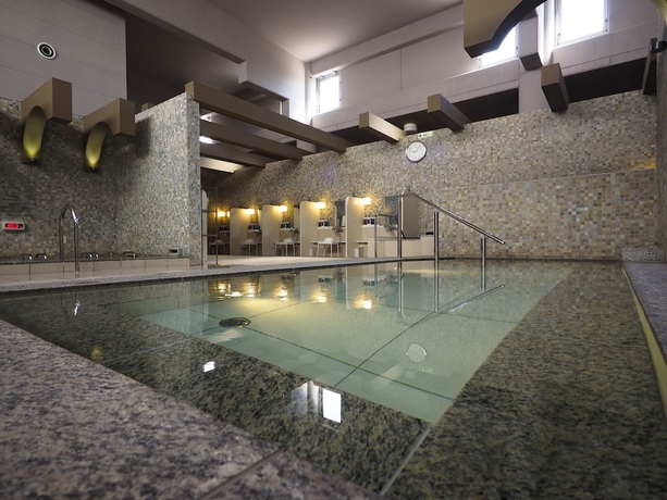 Imagen de la piscina del Hotel Clayton Bay. Foto 19
