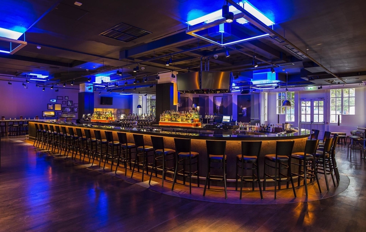 Imagen del bar/restaurante del Hotel Clayton Burlington Road. Foto 4