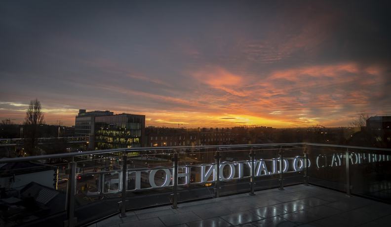 Imagen de la habitación del Hotel Clayton Charlemont. Foto 4