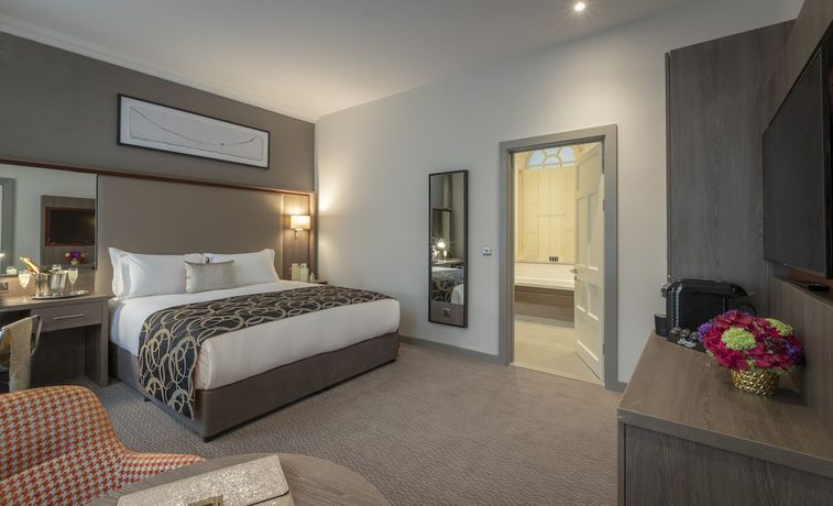 Imagen de la habitación del Hotel Clayton Charlemont. Foto 6