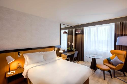Imagen de la habitación del Hotel Clayton Dublin Airport Central. Foto 15