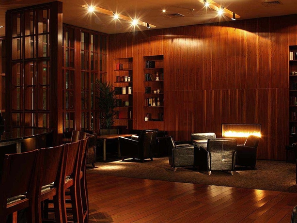 Imagen del bar/restaurante del Hotel Clayton Whites. Foto 4