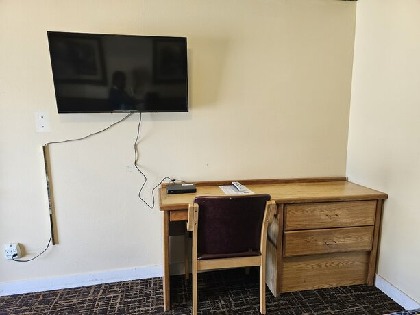 Imagen general del Hotel Cle Elum Travelers Inn. Foto 6