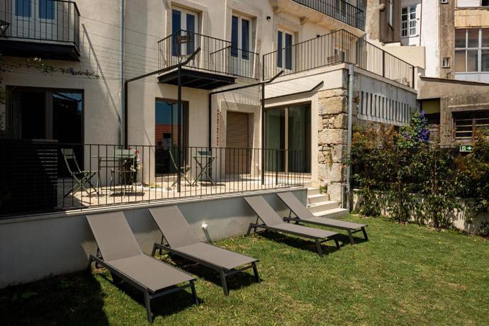 Imagen de los exteriores del Hotel Cl&eacute;rigos by Mirabilis. Foto 15