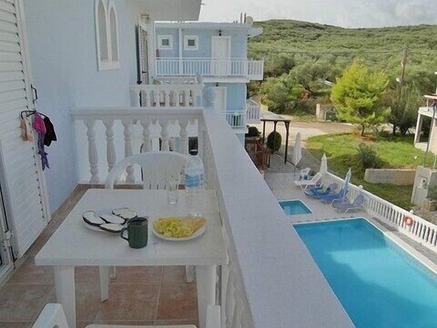 Imagen de la habitación del Hotel Clear Horizon, Ammoudi. Foto 8