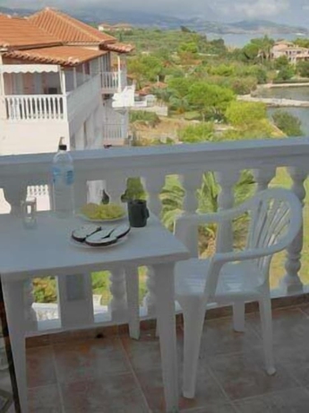 Imagen de la habitación del Hotel Clear Horizon, Ammoudi. Foto 9