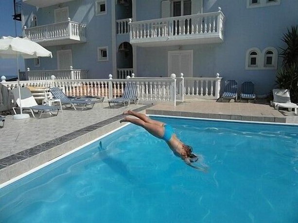 Imagen de la piscina del Hotel Clear Horizon, Ammoudi. Foto 19