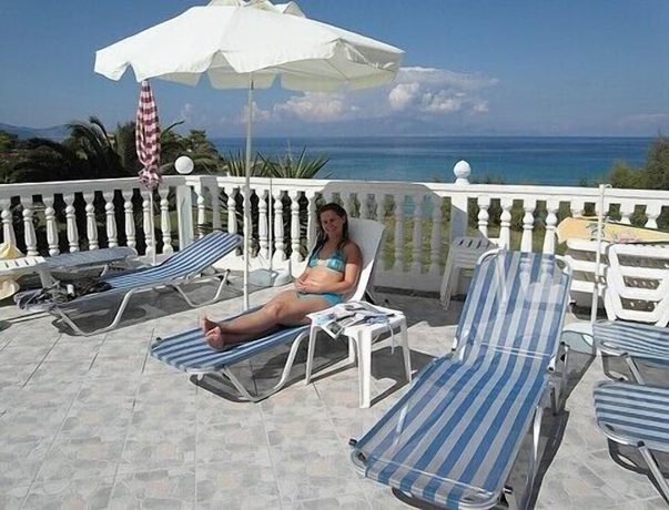 Imagen de los exteriores del Hotel Clear Horizon, Ammoudi. Foto 16