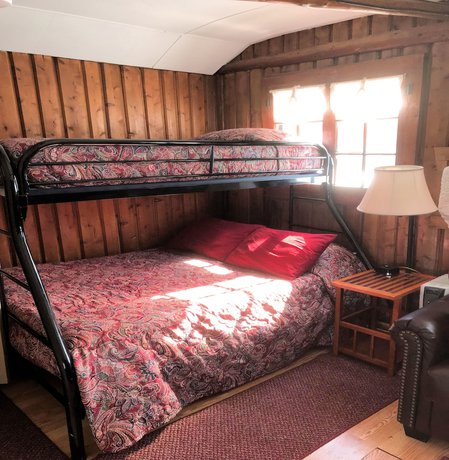 Imagen de la habitación del Hotel Clear Lake Resort. Foto 4