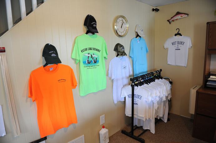 Imagen de los interiores del Hotel Clear Lake Resort. Foto 18