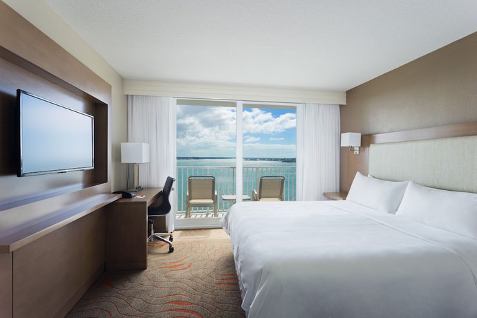 Imagen de la habitación del Hotel Clearwater Beach Marriott Suites On Sand Key. Foto 5