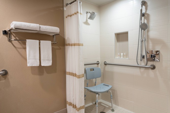 Imagen de la habitación del Hotel Clearwater Beach Marriott Suites On Sand Key. Foto 9