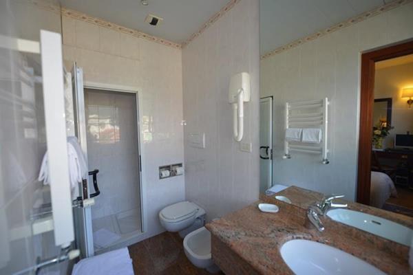 Imagen general del Hotel Clelia Logis. Foto 5