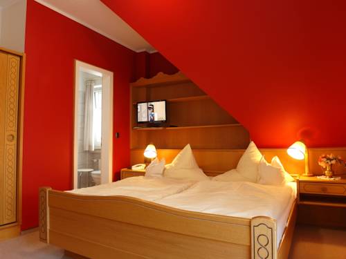 Imagen de la habitación del Hotel Clemens. Foto 8