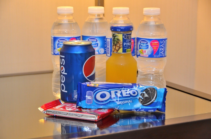 Imagen de la habitación del Hotel Clement Barajas. Foto 7