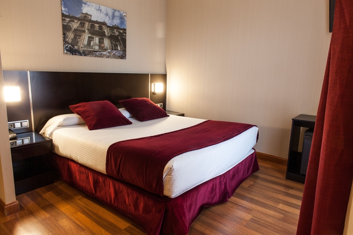 Imagen de la habitación del Hotel Clement Barajas. Foto 11
