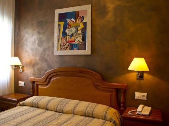 Imagen general del Hotel Clemente. Foto 3