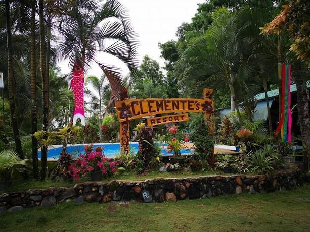 Imagen general del Hotel Clemente's Garden and Resort. Foto 4