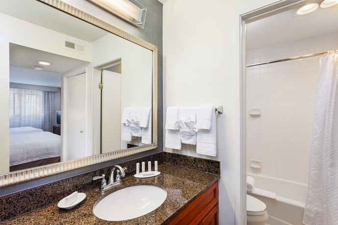 Imagen de la habitación del Hotel Clementine and Suites Anaheim. Foto 7