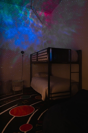 Imagen de la habitación del Hotel Clemons. Foto 9