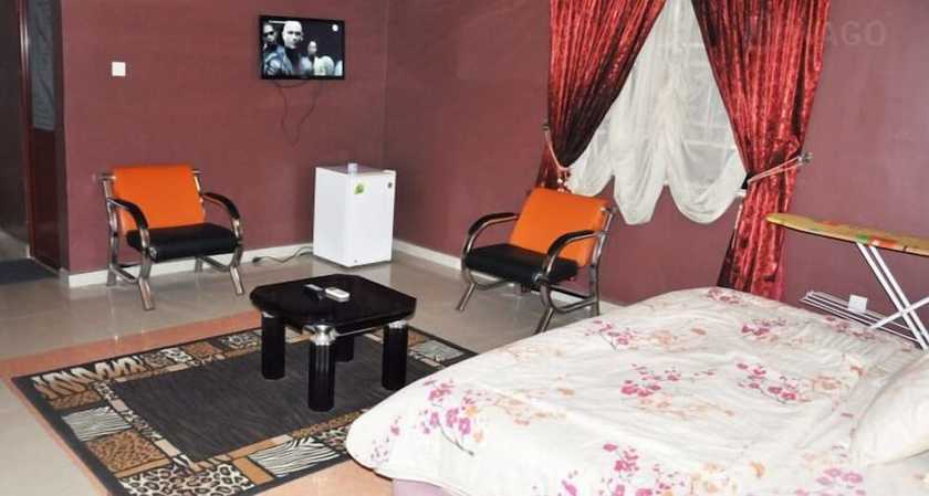 Imagen de la habitación del Hotel Clen Phils and Suites. Foto 12