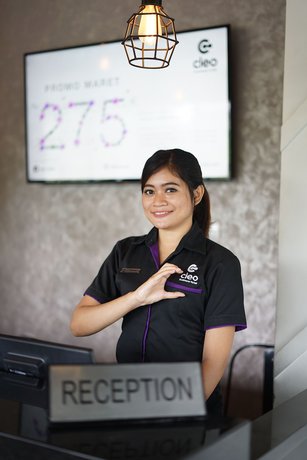 Imagen de los interiores del Hotel Cleo Jemursari. Foto 20