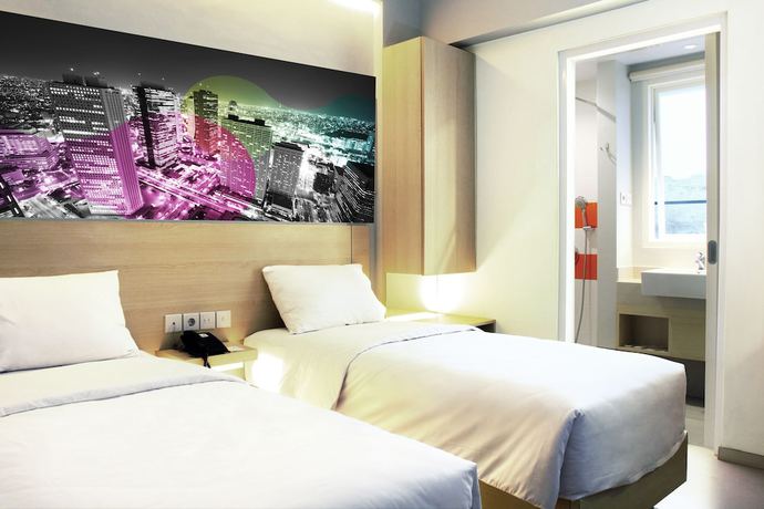 Imagen de la habitación del Hotel Cleo Jemursari. Foto 15