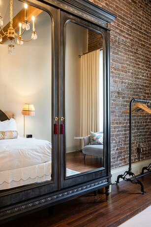 Imagen de la habitación del Hotel Cleo Knoxville. Foto 19