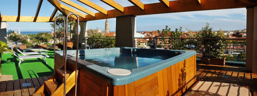 Imagen del bar/restaurante del Hotel Cleofe. Foto 4