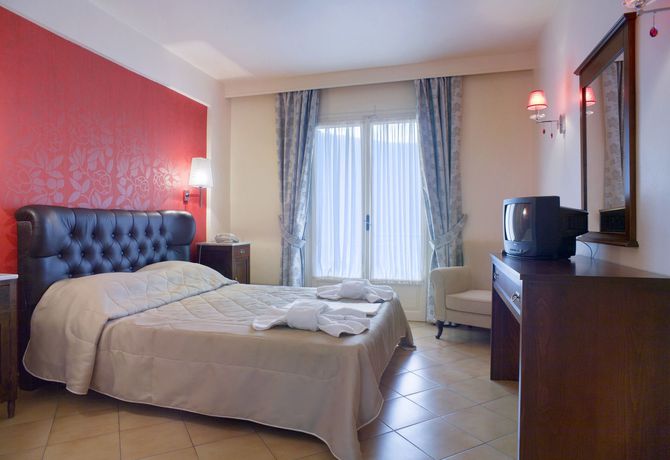 Imagen de los exteriores del Hotel Cleopatra Beach. Foto 10