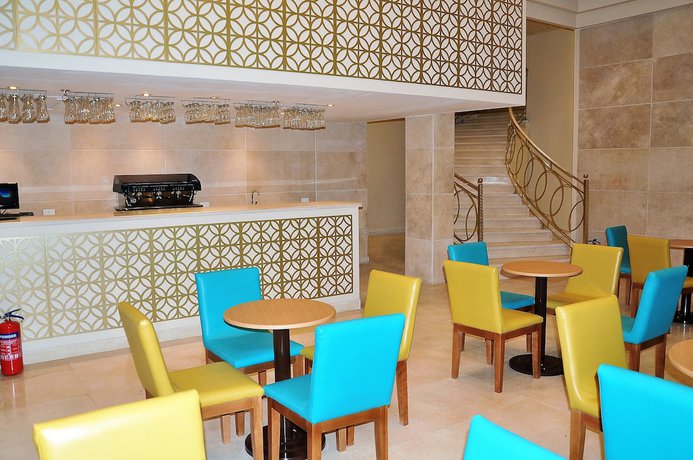 Imagen del bar/restaurante del Hotel Cleopatra, El Cairo. Foto 3