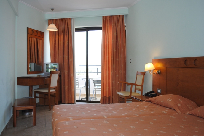 Imagen de la habitación del Hotel Cleopatra Superior. Foto 9