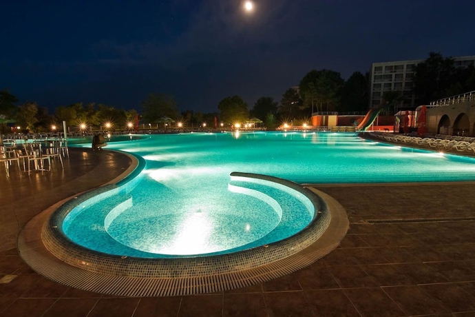Imagen de la piscina del Hotel Cleopatra, VENUS - SATURN. Foto 15