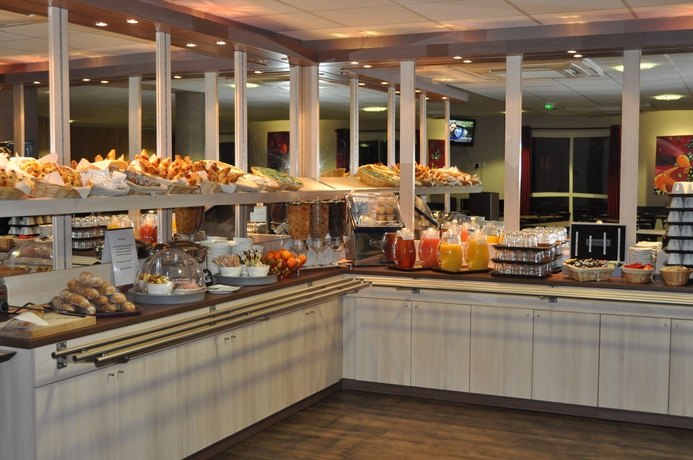 Imagen del bar/restaurante del Hotel Clermont Estaing. Foto 3