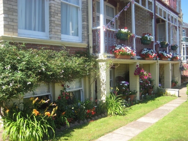 Imagen general del Hotel Cleve Court. Foto 2