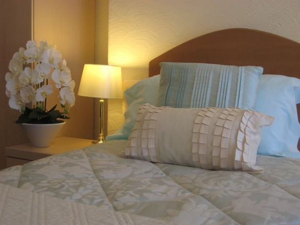 Imagen de la habitación del Hotel Cleve Court. Foto 12