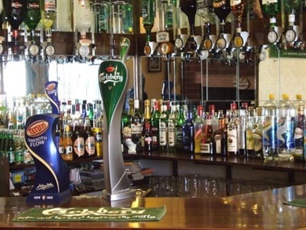 Imagen del bar/restaurante del Hotel Cleve Court. Foto 10