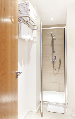 Imagen de la habitación del Hotel Cleveland. Foto 4