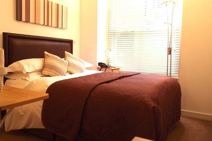 Imagen de la habitación del Hotel Cleveland. Foto 9