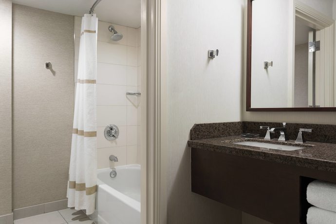 Imagen de la habitación del Hotel Cleveland Marriott Downtown At Key Tower. Foto 5